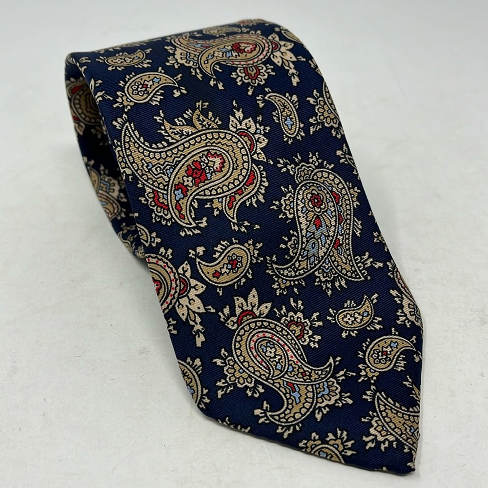 VINTAGE GIVENCHY GENTLEMEN PARIS PAISLEY NAVY BLUE NECK TIE 100% SILK